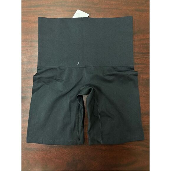 NWT Maurice’s Black Bikeshort Size Small - Picture 2 of 4